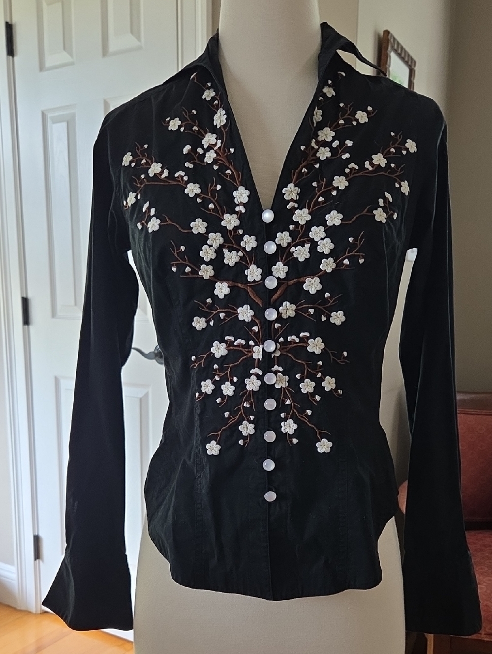 Byron Lars Beauty Mark Women's Black Floral Embroidered Button Front Shirt 4